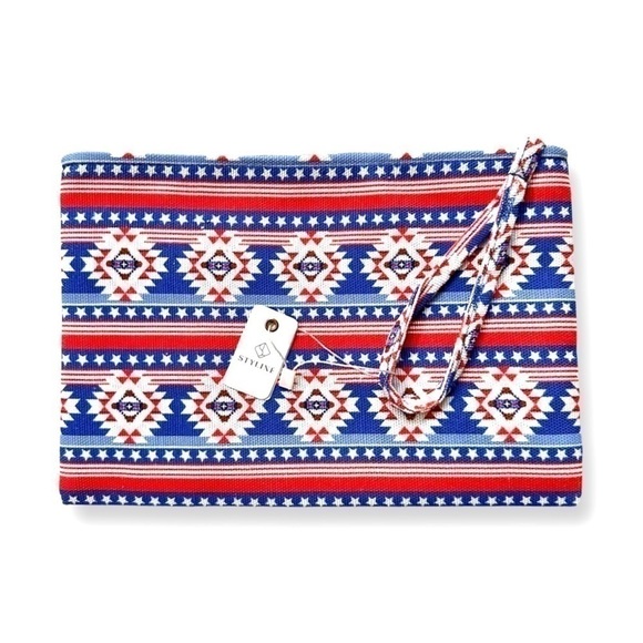 NWT Styline Aztec Print Americana Wristlet Bag Purse Zipper - Picture 1 of 6
